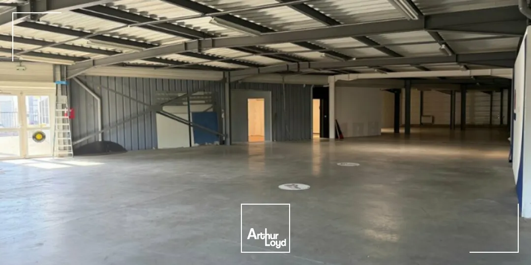 Locaux commerciaux - Location - BOURGES - 18000 - 750-750 - 7905053