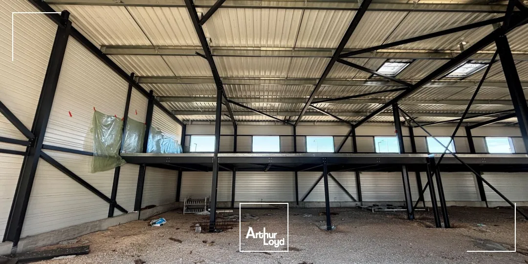 Locaux d'activité & Entrepôts - Vente - CLERMONT L'HERAULT - 34800 - 198.26-198.26 - 7905392