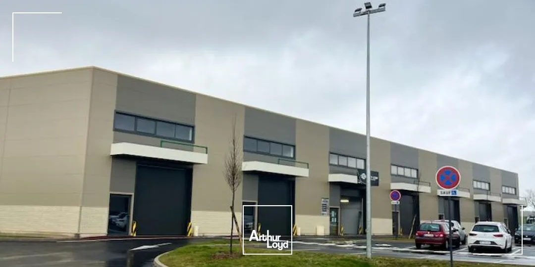 Locaux d'activité & Entrepôts - Location - BERNES SUR OISE - 95340 - 180.74-2682 - 7905422