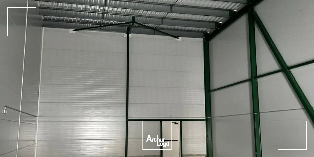 Locaux d'activité & Entrepôts - Location - BERNES SUR OISE - 95340 - 180.74-2682 - 7905427