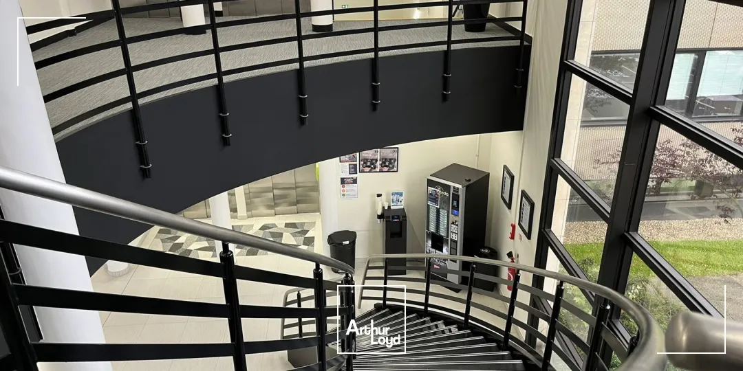 Locaux d'activité & Entrepôts - Location - PONTOISE - 95300 - 8756.6-8756.6 - 7905433