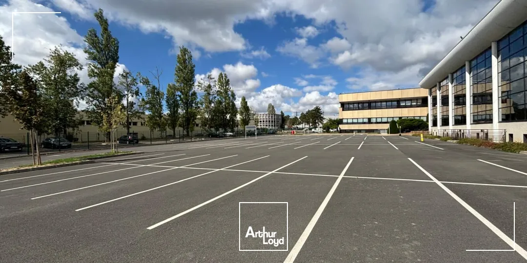 Locaux d'activité & Entrepôts - Location - PONTOISE - 95300 - 8756.6-8756.6 - 7905432