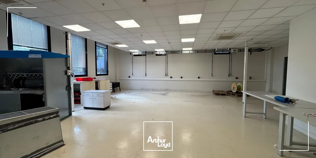Locaux d'activité & Entrepôts - Location - PONTOISE - 95300 - 8756.6-8756.6 - 7905445