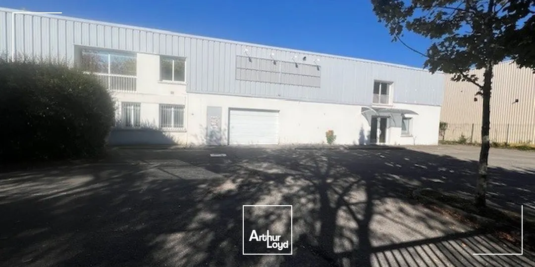 Locaux d'activité & Entrepôts - Vente - BUC - 78530 - 1470-1470 - 7905508