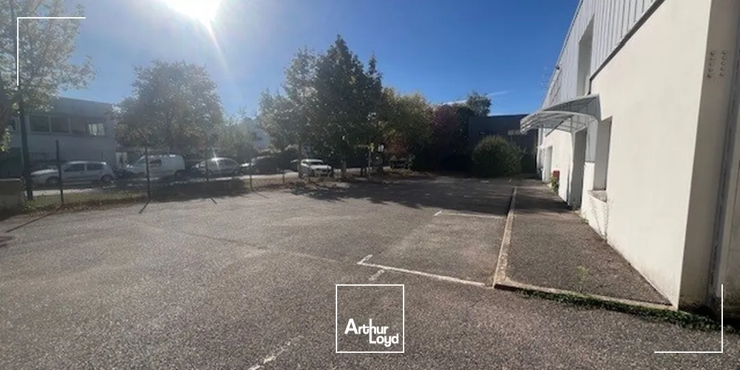 Locaux d'activité & Entrepôts - Vente - BUC - 78530 - 1470-1470 - 7905509