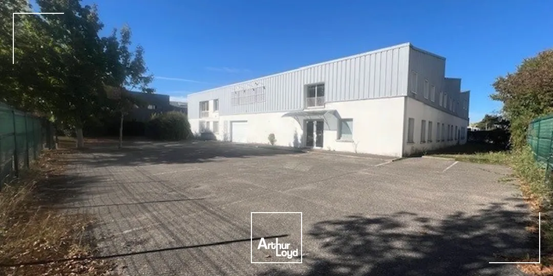 Locaux d'activité & Entrepôts - Vente - BUC - 78530 - 1470-1470 - 7905507