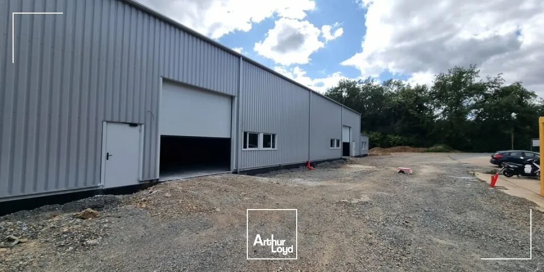 Locaux d'activité & Entrepôts - Location - SAINT BENOIT - 86280 - 270-270 - 7905929