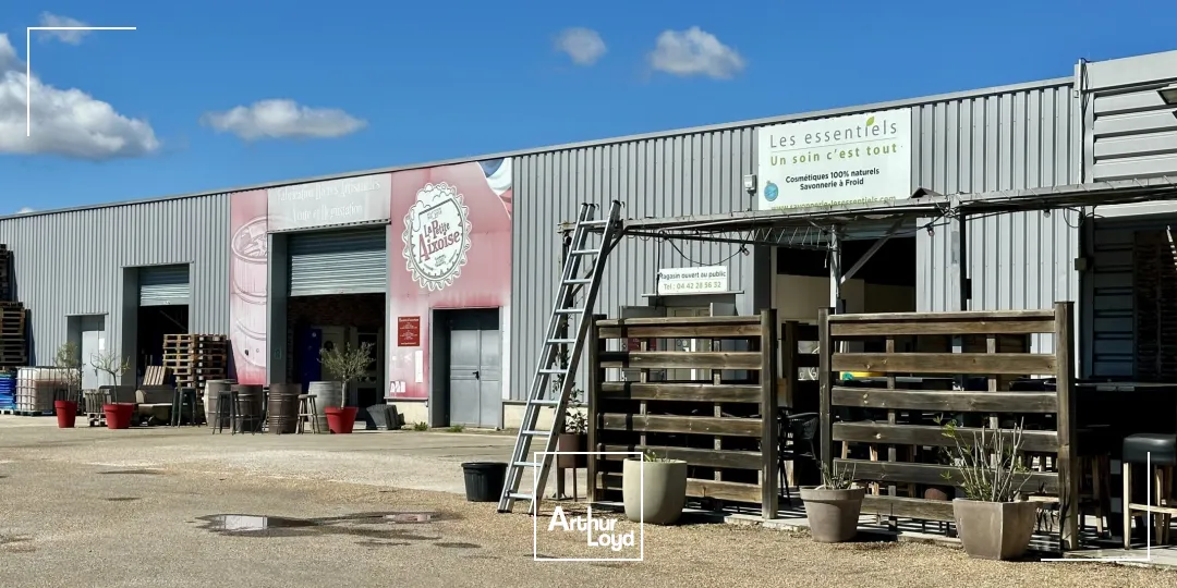 Locaux d'activité & Entrepôts - Location - SAINT CANNAT - 13760 - 200-200 - 7906033