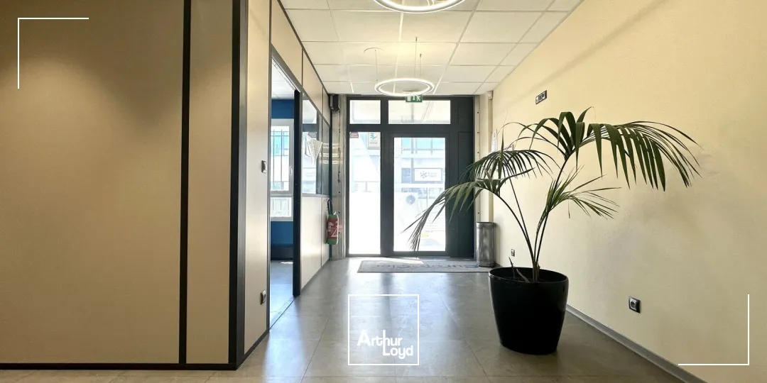 Locaux d'activité & Entrepôts - Location - VITROLLES - 13127 - 425-425 - 7906041