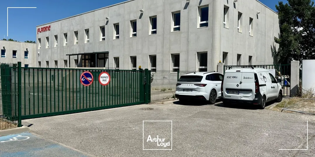 Locaux d'activité & Entrepôts - Location - VITROLLES - 13127 - 425-425 - 7906037