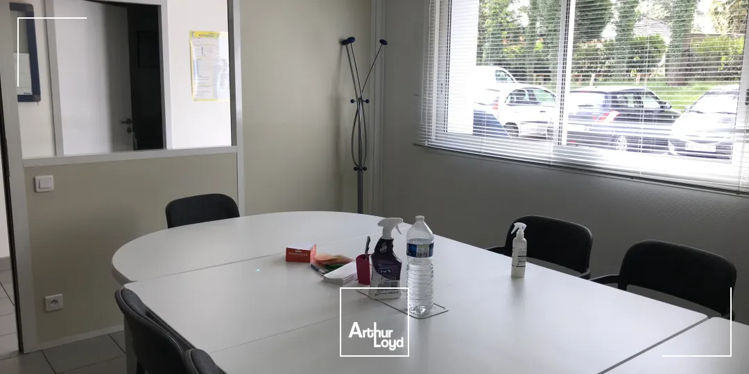 Locaux d'activité & Entrepôts - Location - BOUGUENAIS - 44340 - 600-600 - 7906300