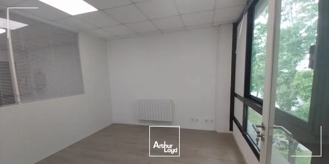 Bureaux - Location - SAINT NAZAIRE - 44600 - 89-89 - 7906343
