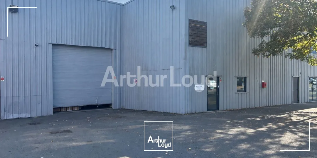 Locaux d'activité & Entrepôts - Location - VILLENEUVE D'ASCQ - 59650 - 396-1692 - 7906570