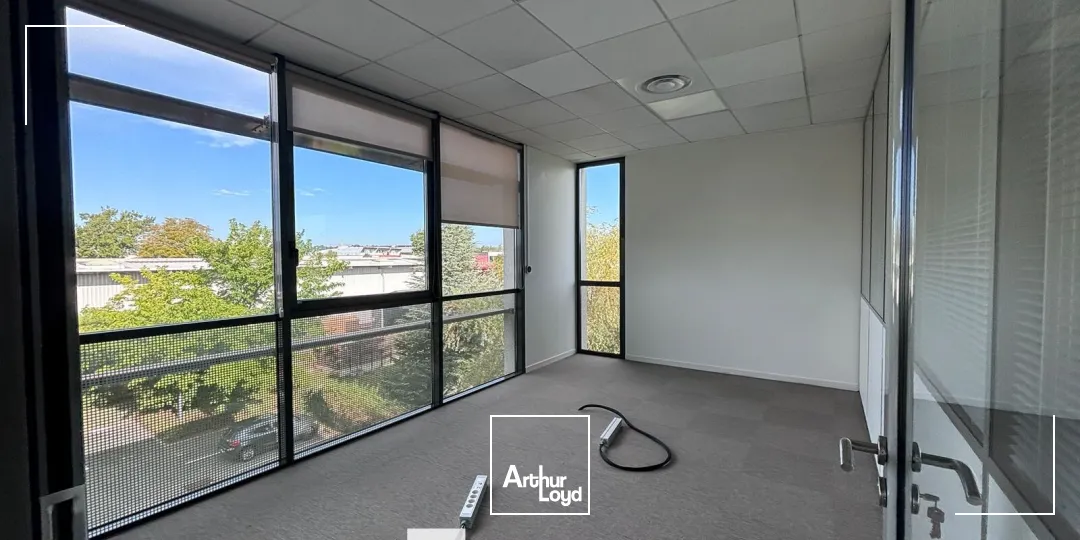 Bureaux - Location - CHAMPAGNE AU MONT D'OR - 69410 - 222-680 - 7906716