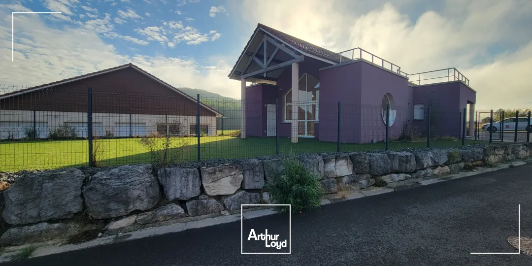 Locaux d'activité & Entrepôts - Vente - Ste marie - 25113 - 180-180 - 7906726