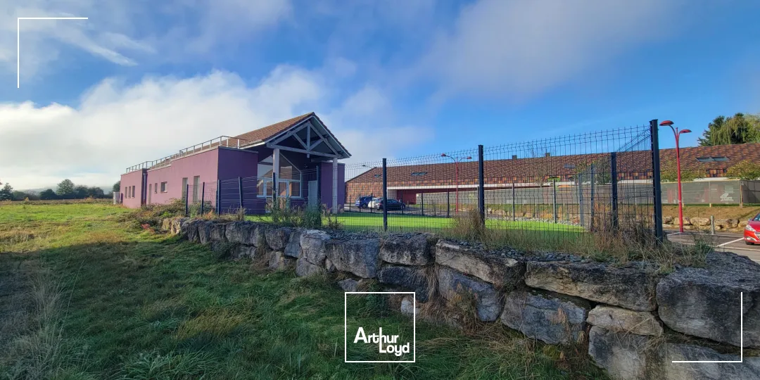 Locaux d'activité & Entrepôts - Vente - Ste marie - 25113 - 180-180 - 7906728