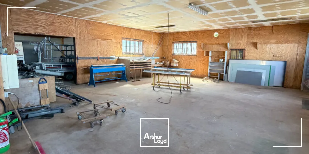 Locaux d'activité & Entrepôts - Vente - SAINT JUNIEN - 87200 - 370-370 - 7906806