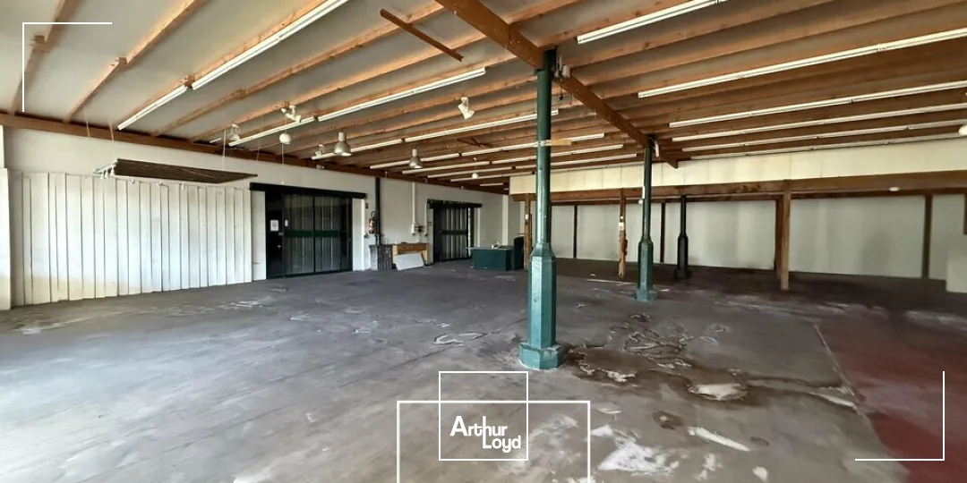 Locaux commerciaux - Location - SARLAT-LA-CANÉDA - 24200 - 835-835 - 7906904