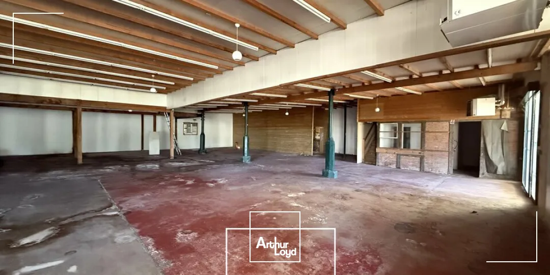 Locaux commerciaux - Location - SARLAT-LA-CANÉDA - 24200 - 835-835 - 7906905