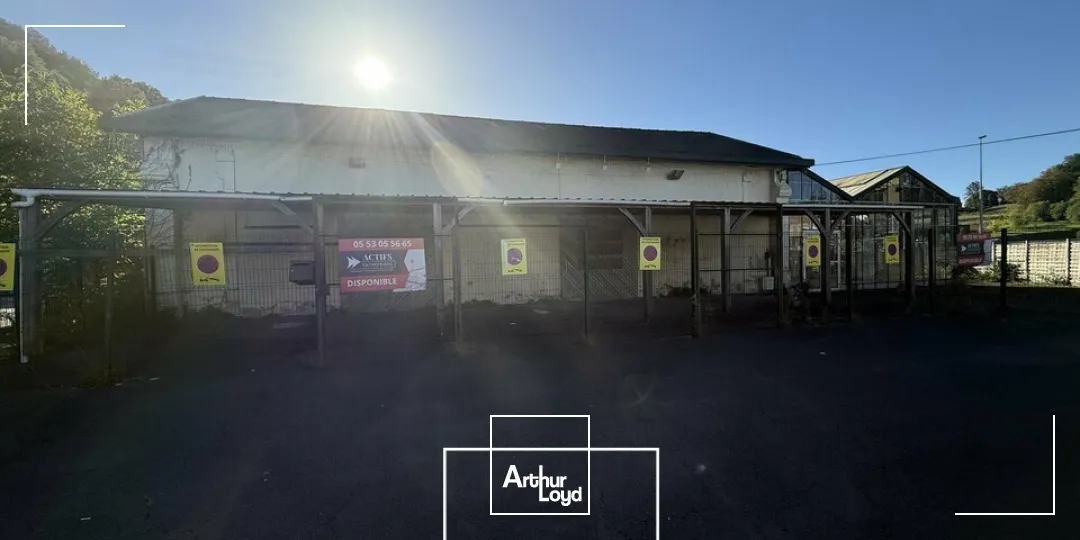 Locaux commerciaux - Location - SARLAT-LA-CANÉDA - 24200 - 835-835 - 7906908