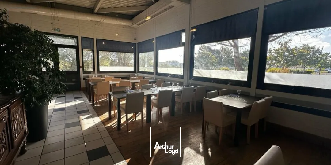 Locaux commerciaux - Vente - SAINT-DOULCHARD - 18230 - 600-600 - 7907334