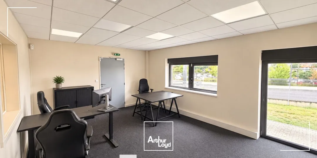 Locaux d'activité & Entrepôts - Location - RILLIEUX LA PAPE - 69140 - 968-968 - 7907620