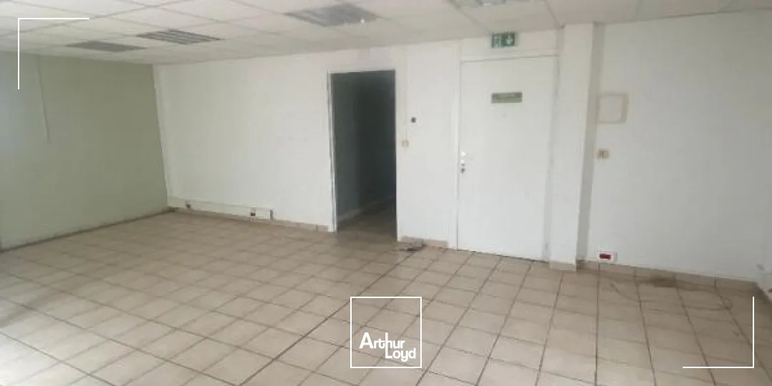 Bureaux - Vente - Fort De France - 97200 - 240-240 - 7907673