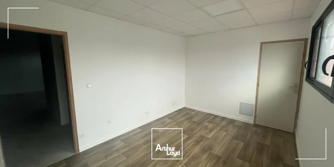 Locaux d'activité & Entrepôts - Location - VOUILLÉ - 86190 - 250-250 - 7908954