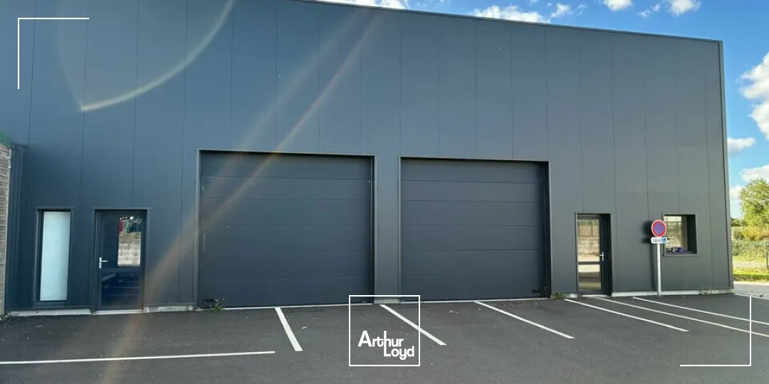 Locaux d'activité & Entrepôts - Location - LE POIRÉ-SUR-VIE - 85170 - 252-252 - 7908964