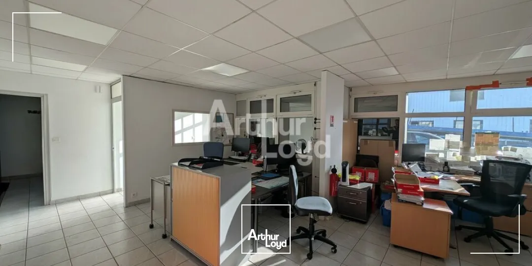 Locaux d'activité & Entrepôts - Vente - SAINT-JACQUES-DE-LA-LANDE - 35136 - 1090-1090 - 7908981