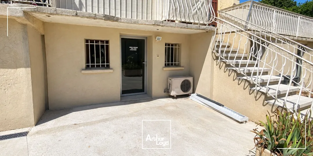 Bureaux - Location - LA FARE LES OLIVIERS - 13580 - 100-100 - 7909028