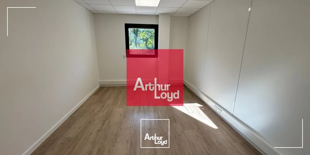 Bureaux - Location - SAINT EGREVE - 38120 - 11.84-49.72 - 7909306