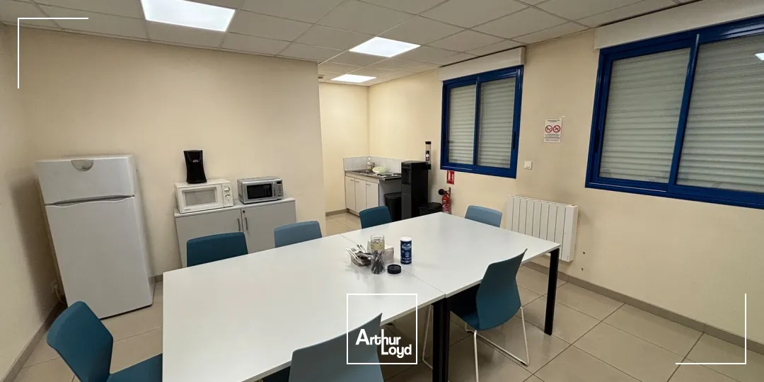 Locaux d'activité & Entrepôts - Location - VERNEUIL EN HALATTE - 60550 - 220-812 - 7909317