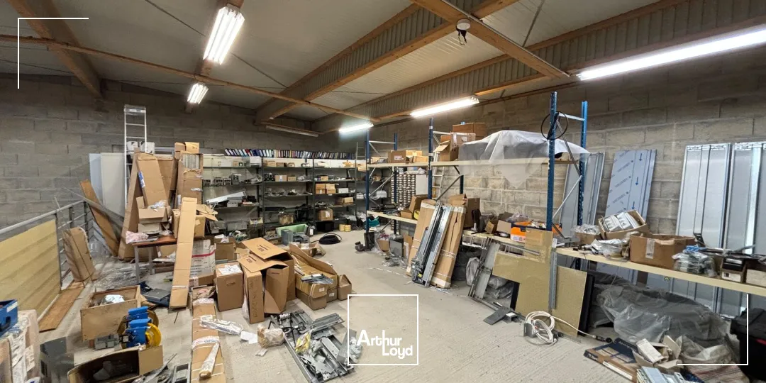 Locaux d'activité & Entrepôts - Location - VERNEUIL EN HALATTE - 60550 - 220-812 - 7909315