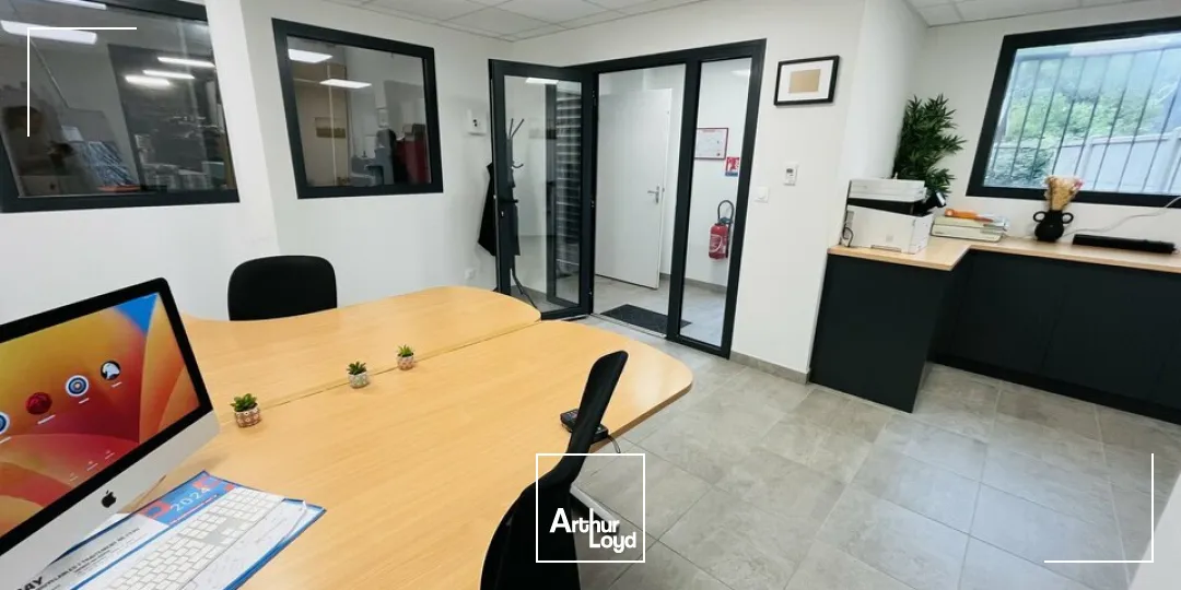 Locaux d'activité & Entrepôts - Location - LE HAVRE - 76620 - 114-114 - 7910037