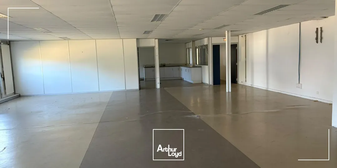 Locaux d'activité & Entrepôts - Location - SAINT OUEN L'AUMONE - 95310 - 4404-4404 - 7910319
