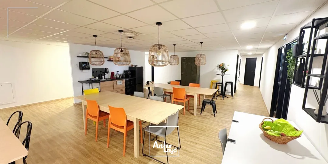 Bureaux - Location - MARSEILLE - 13008 - 334-334 - 7910380