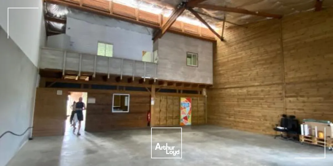 Locaux d'activité & Entrepôts - Location - Sainte Luce - 97228 - 195-195 - 7910690