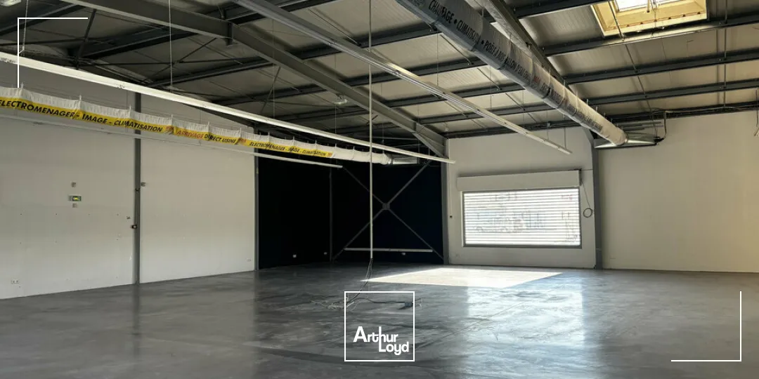 Locaux commerciaux - Location - MONTELIMAR - 26200 - 410-410 - 7910748
