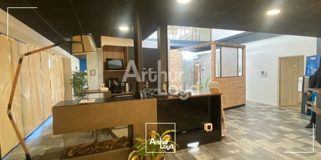 Locaux d'activité & Entrepôts - Location - CORPS NUDS - 35150 - 985-985 - 7910831