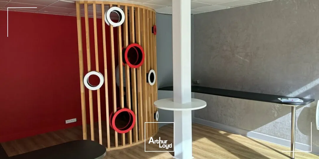 Locaux commerciaux - Location - LA ROCHE-SUR-YON - 85000 - 30-30 - 7910865