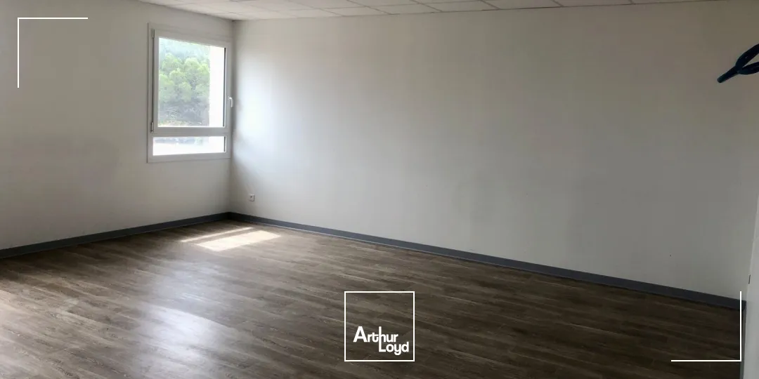 Bureaux - Location - ISTRES - 13800 - 39-134 - 7910948