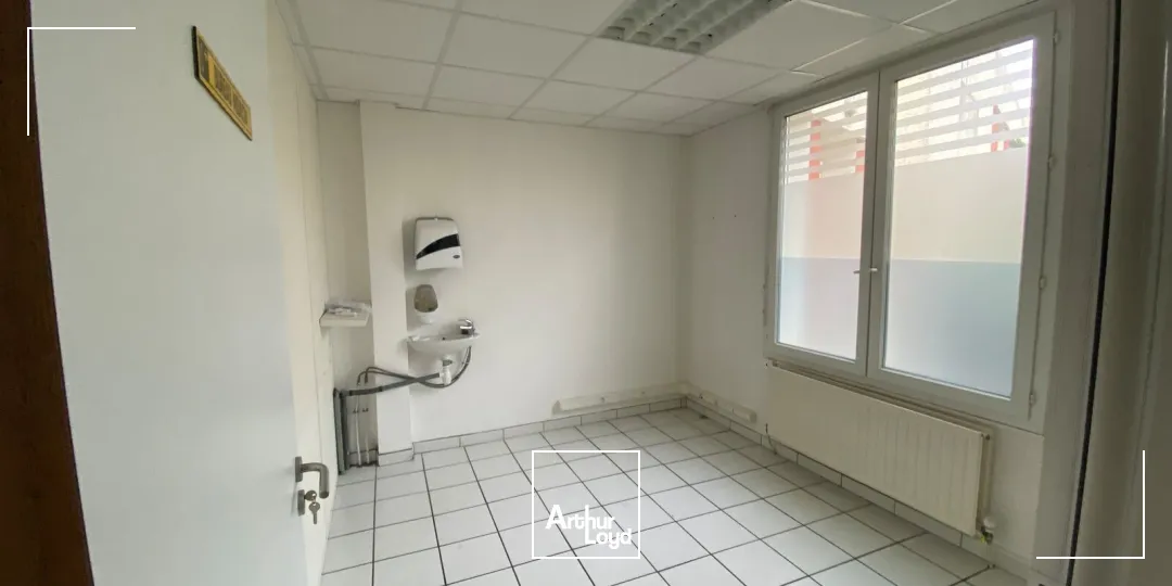 Bureaux - Location - SALON DE PROVENCE - 13300 - 200-200 - 7910961