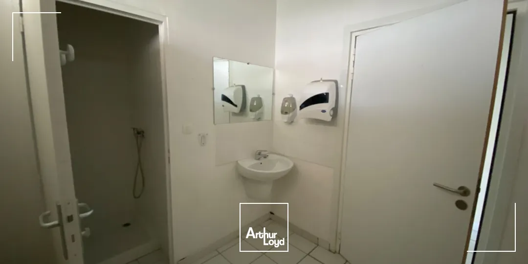 Bureaux - Location - SALON DE PROVENCE - 13300 - 200-200 - 7910967