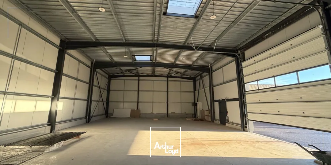 Locaux d'activité & Entrepôts - Location - KERVIGNAC - 56700 - 308-308 - 7911070