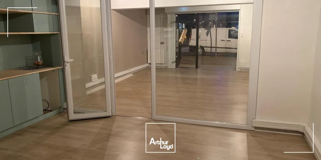 Locaux commerciaux - Location - ROANNE - 42300 - 50-50 - 7911506