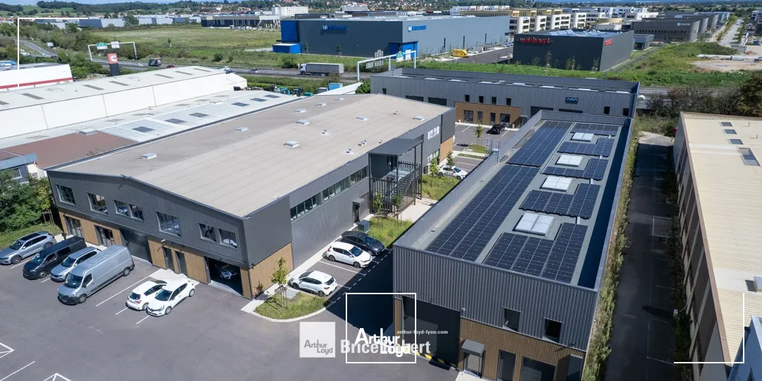 Locaux d'activité & Entrepôts - Location - CHASSIEU - 69680 - 229-229 - 7911550