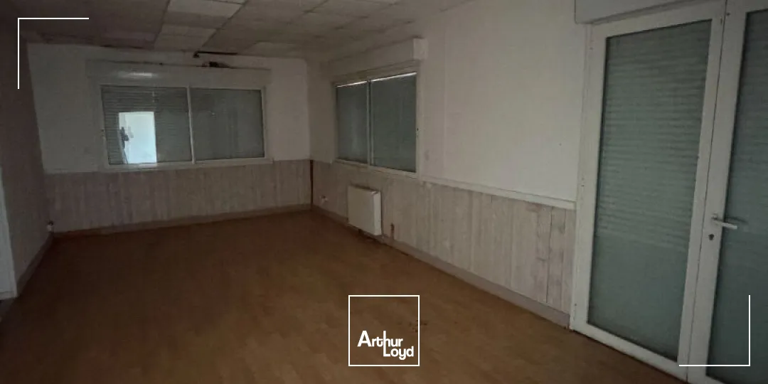 Locaux commerciaux - Location - LIMOGES - 87100 - 120-120 - 7911652