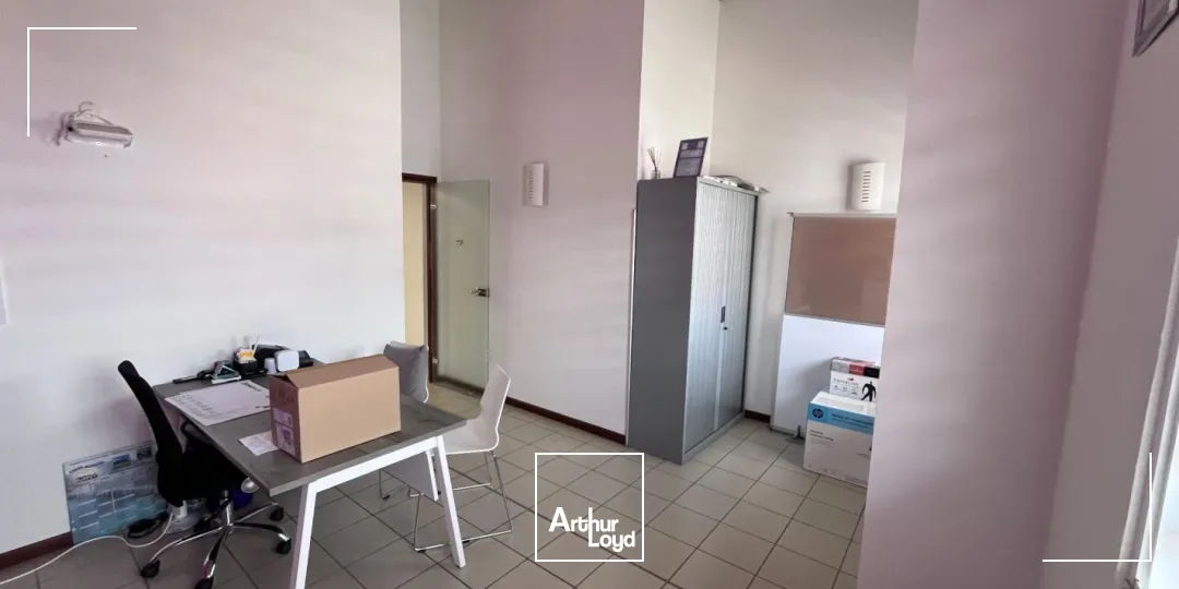 Bureaux - Location - Fort De France - 97200 - 86-86 - 7911677