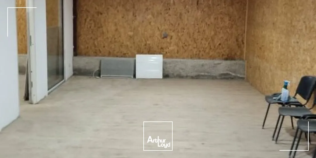 Locaux d'activité & Entrepôts - Vente - SAINT GEORGES LES BAILLARGEAUX - 86130 - 342-342 - 7911755